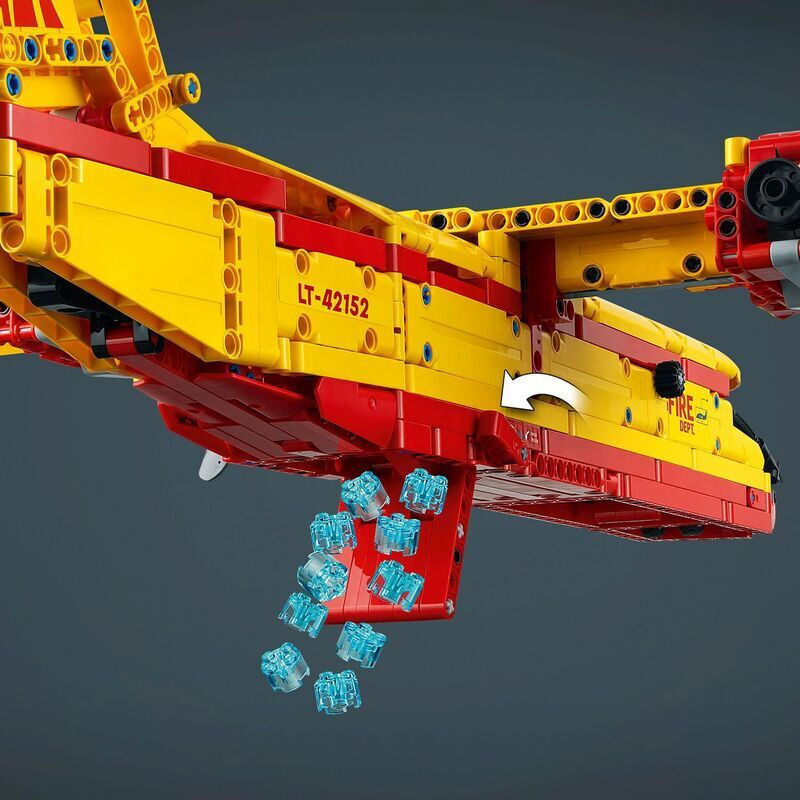 LEGO Technic Firefighter Aircraft για 10+ Ετών 1134τμχ 42152 - Image 4