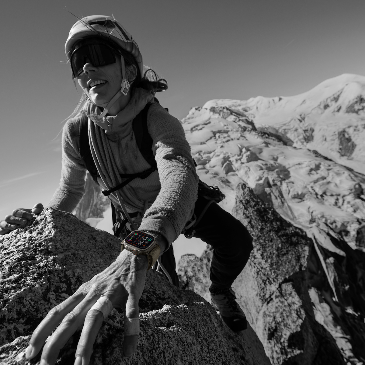 Apple Watch Ultra 2 Titanium 49mm Αδιάβροχο με eSIM και Παλμογράφο (Olive Alpine Loop - Small) - Image 6