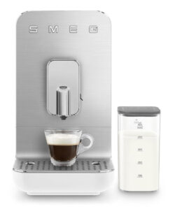 Smeg Αυτόματη Μηχανή Espresso 1350W Πίεσης 19bar με Μύλο Άλεσης Λευκή BCC13WHMEU