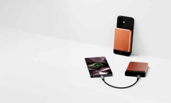 Cygnett MagSlim MagSafe Power Bank 5000mAh Champagne - Image 3