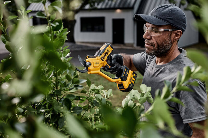 Dewalt Ψαλίδι Κλαδέματος Μπαταρίας 18V Solo με Μέγιστη Διάμετρο Κοπής 38mm - Image 4