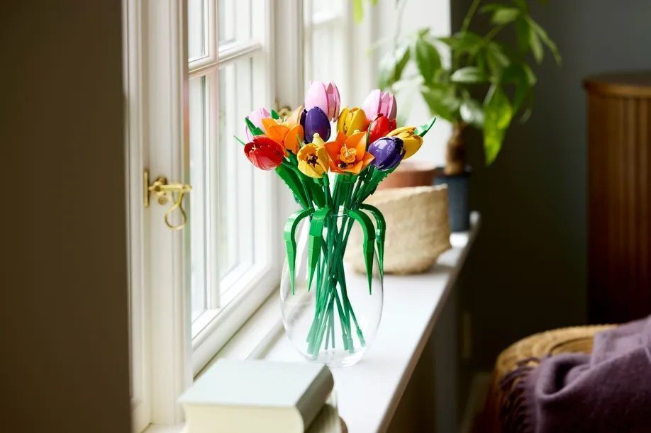 LEGO Botanical Collection Tulip Bouquet για 18+ Ετών 576τμχ 11501 - Image 4