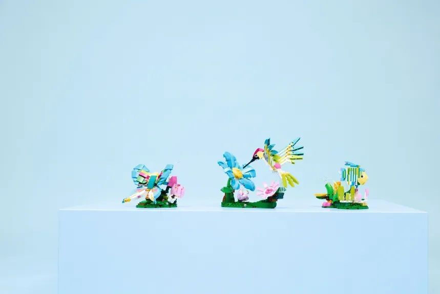LEGO Creator 3-in-1 Wild Animals: Colorful Hummingbird για 8+ Ετών 312τμχ 31384 - Image 7