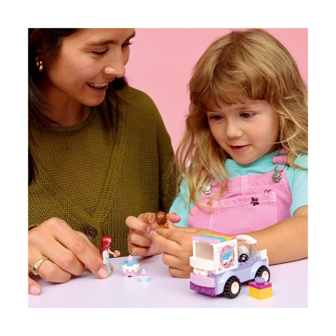 LEGO Friends Unicorn Cake Delivery Car για 4+ Ετών 67τμχ 42675 - Image 3