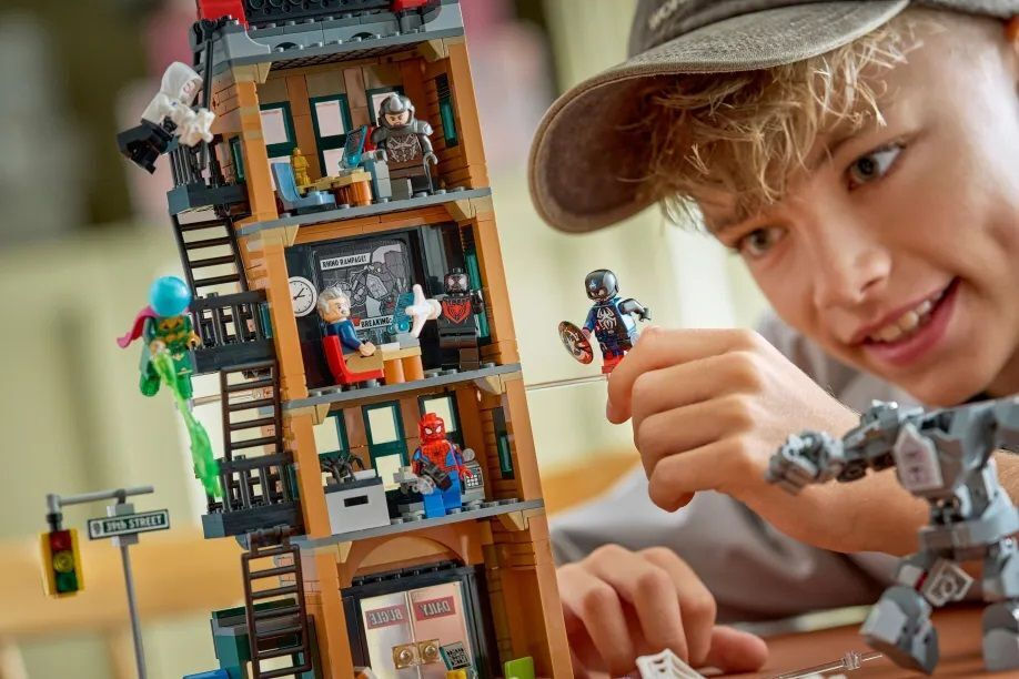 LEGO Marvel Spider-Man vs. Mysterio: The Daily Bugle για 10+ Ετών 781τμχ 76342 - Image 7