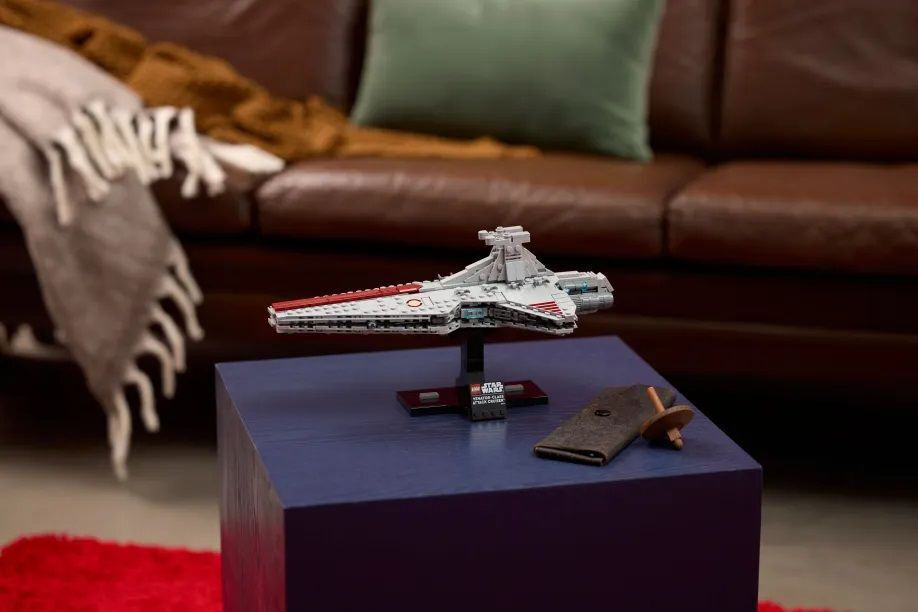 LEGO Star Wars Venator-Class Attack Cruiser™ για 18+ Ετών 643τμχ 75441 - Image 7