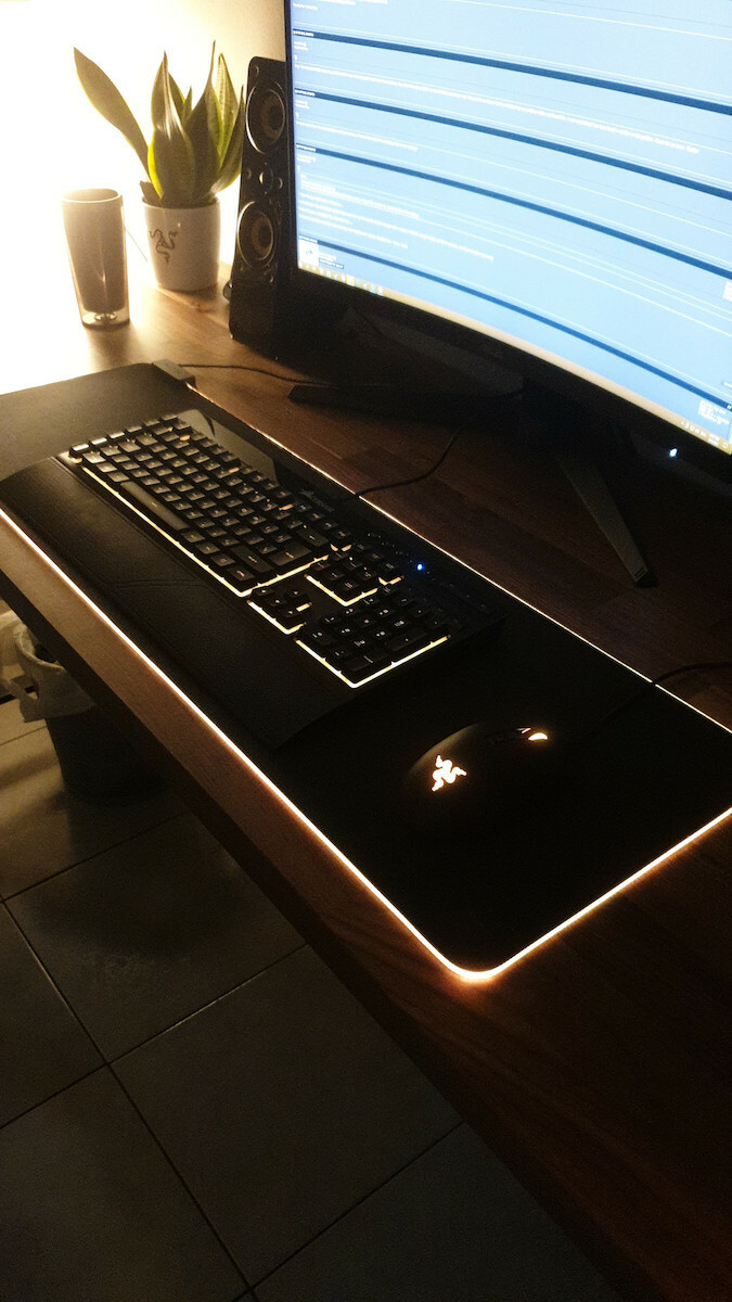 Razer Goliathus Chroma Gaming Mouse Pad XXL 920mm με RGB Φωτισμό Μαύρο - Image 14