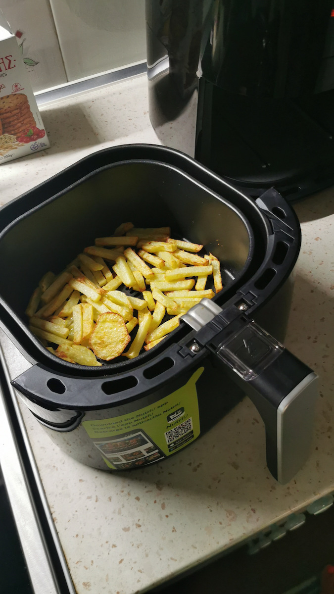Philips Essential Collection Air Fryer 4.1lt Μαύρο - Image 14