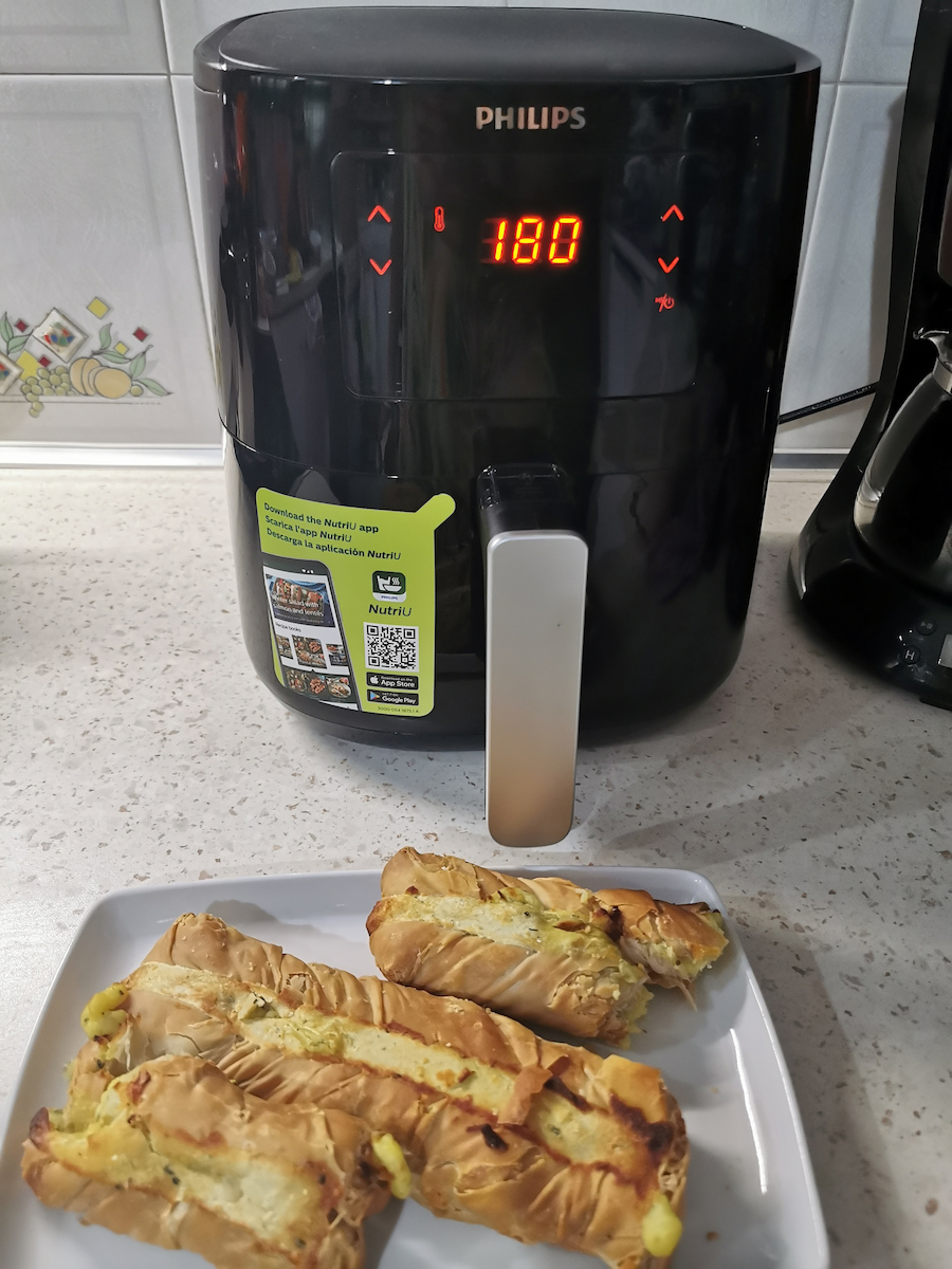 Philips Essential Collection Air Fryer 4.1lt Μαύρο - Image 15
