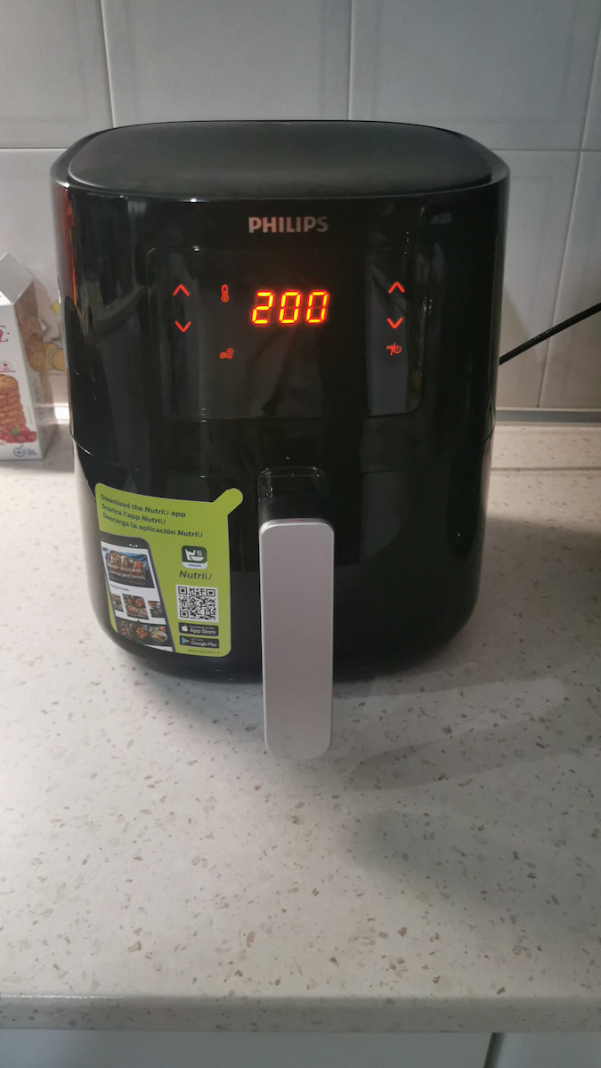 Philips Essential Collection Air Fryer 4.1lt Μαύρο - Image 16