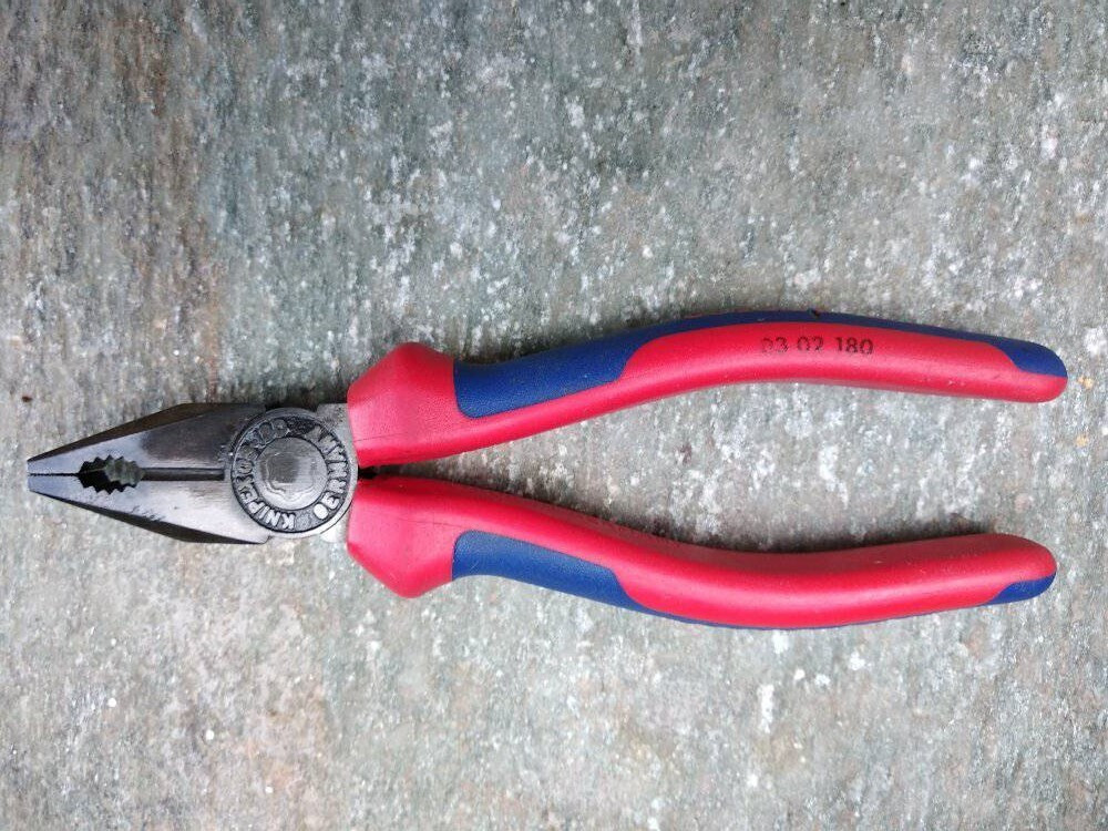 Knipex Πένσα Ίσια Ηλεκτρολόγου Μήκους 180mm 03 02 180 - Image 10