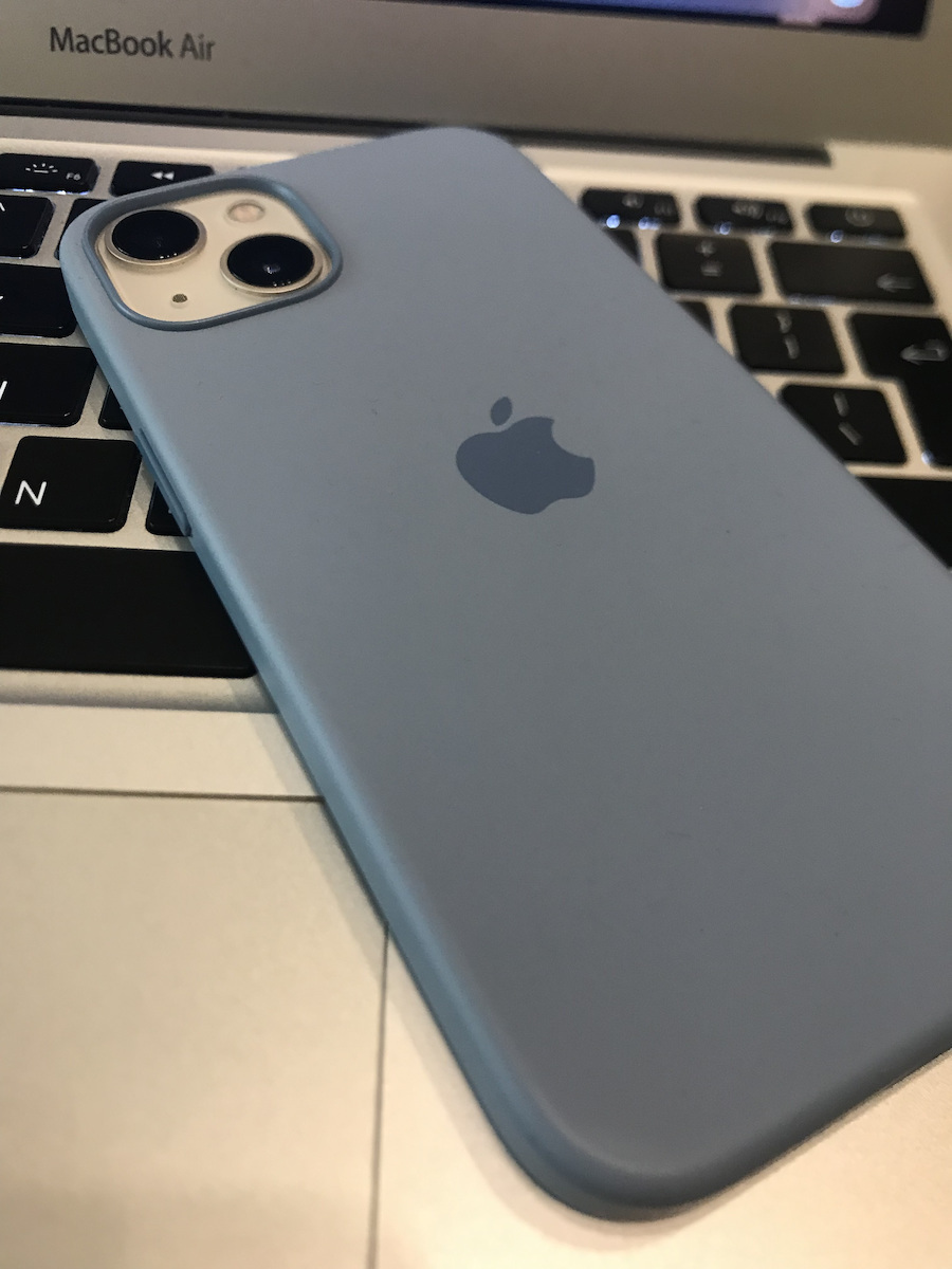 Apple Silicone Case with MagSafe Back Cover Σιλικόνης Midnight (iPhone 13) MM2A3ZM/A - Image 8