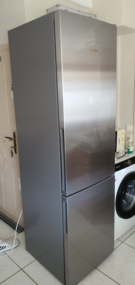 Bosch Ψυγειοκαταψύκτης 340lt Υ201xΠ60xΒ65εκ. Inox KGE39AICA - Image 12