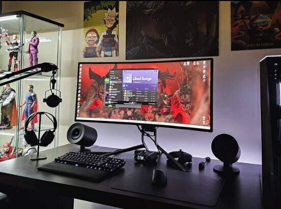 Razer Nommo V2 Ασύρματα Ηχεία Υπολογιστή 2.1 με RGB Φωτισμό και Bluetooth σε Μαύρο Χρώμα - Image 10