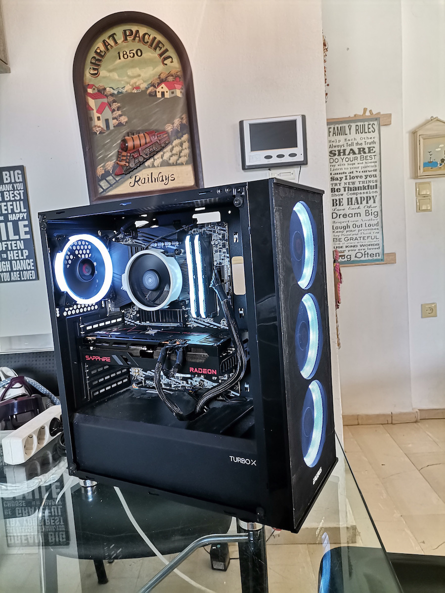Corsair Vengeance RGB Pro DDR4 32GB RAM με 2x16GB Modules και Ταχύτητα 2666 για Desktop CMW32GX4M2A2666C16W - Image 6