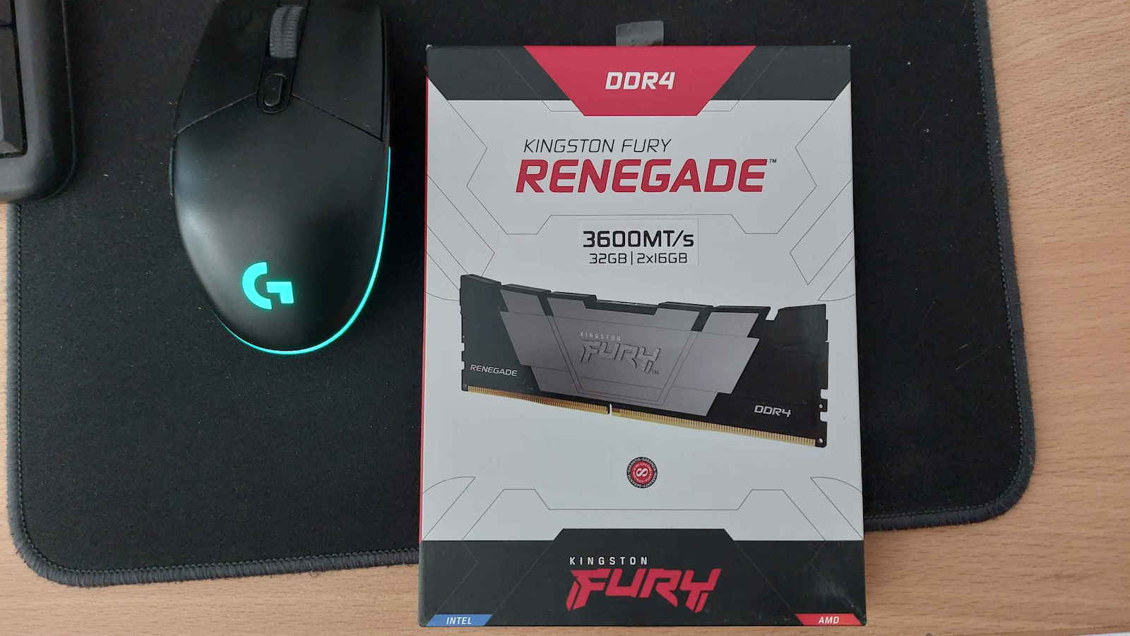 Kingston Fury Renegade DDR4 64GB RAM με 4x16GB Modules και Ταχύτητα 3600 για Desktop KF436C16RB12K4/64 - Image 6