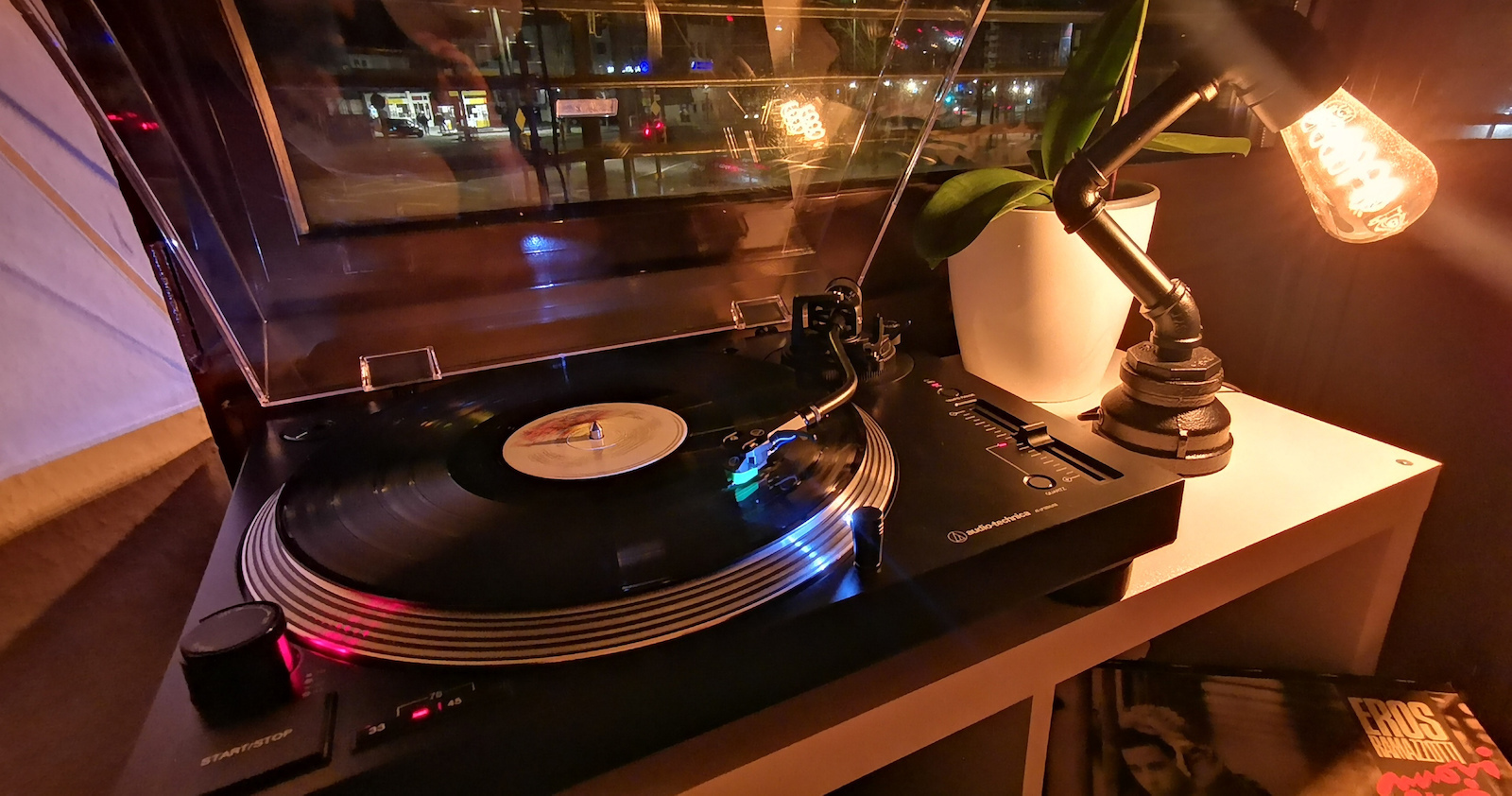 Audio Technica AT-LP120XUSB Πικάπ με Direct Drive και Προενίσχυση Ασημί - Image 14