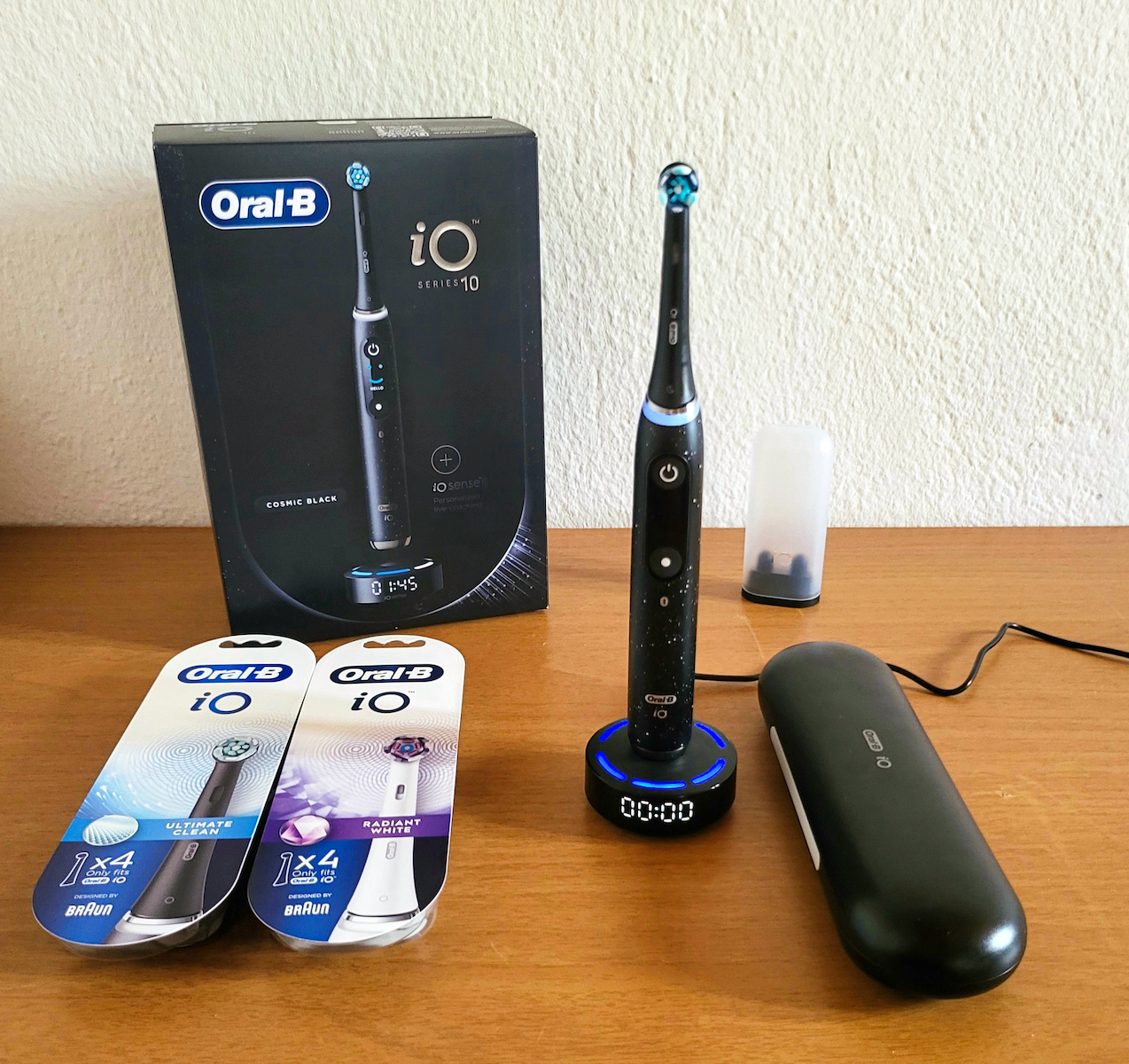 Oral-B Io Series 10 Ηλεκτρική Οδοντόβουρτσα με Χρονομετρητή, Αισθητήρα Πίεσης και Θήκη Ταξιδίου White - Image 8