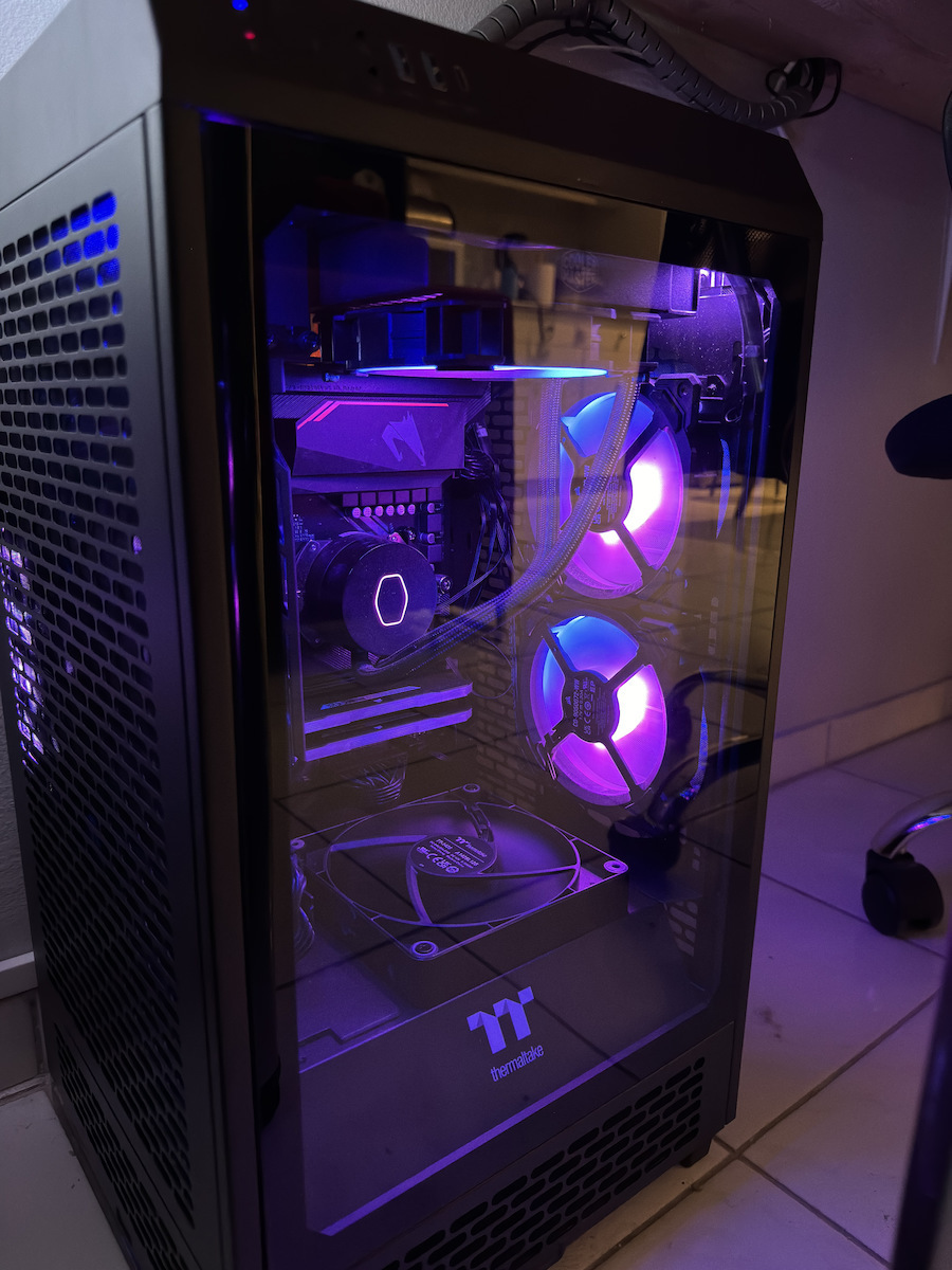 Thermaltake The Tower 200 Mini Chassis Gaming Mini Tower Κουτί Υπολογιστή με Πλαϊνό Παράθυρο Racing Green - Image 13