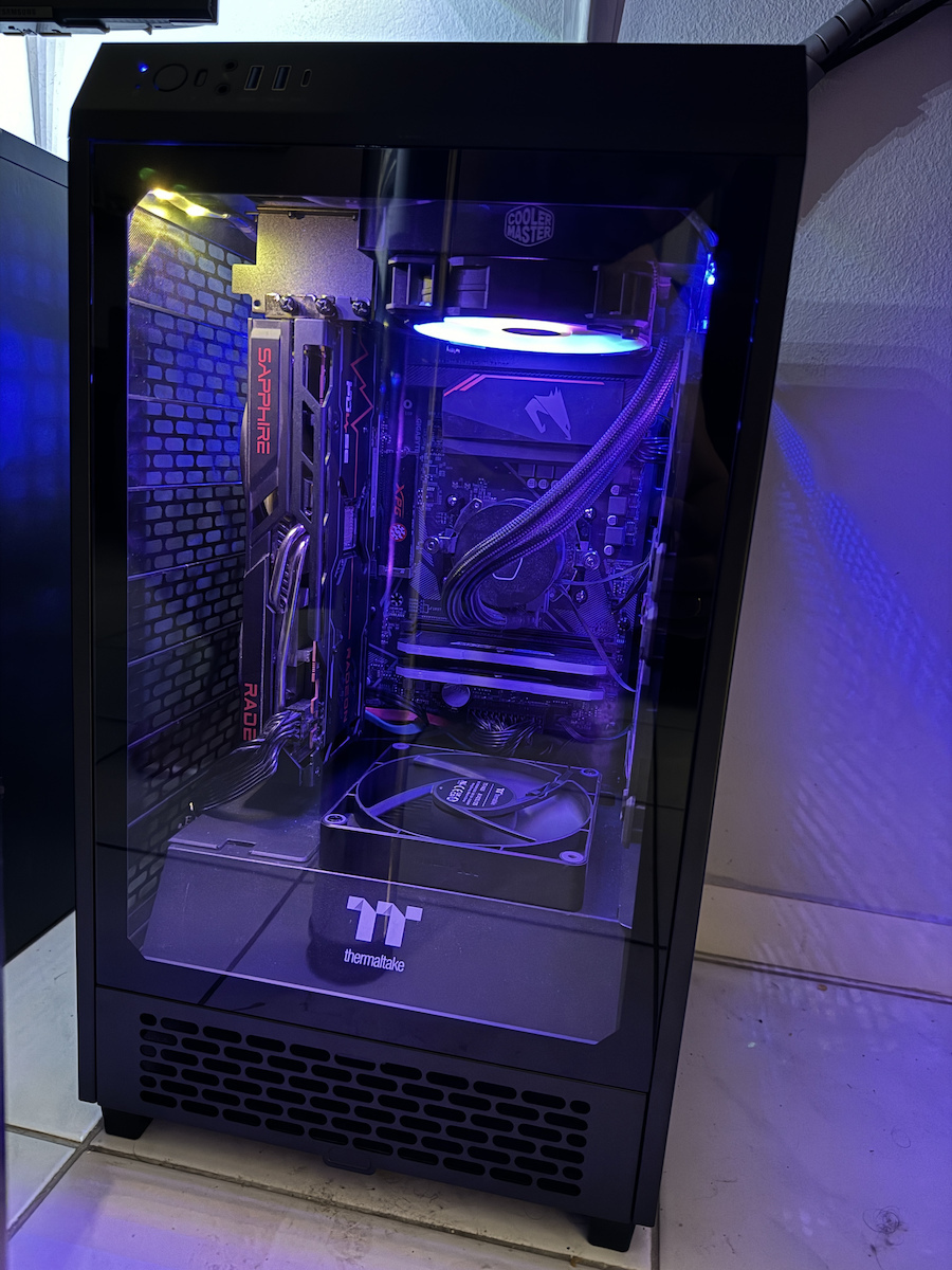 Thermaltake The Tower 200 Mini Chassis Gaming Mini Tower Κουτί Υπολογιστή με Πλαϊνό Παράθυρο Racing Green - Image 14