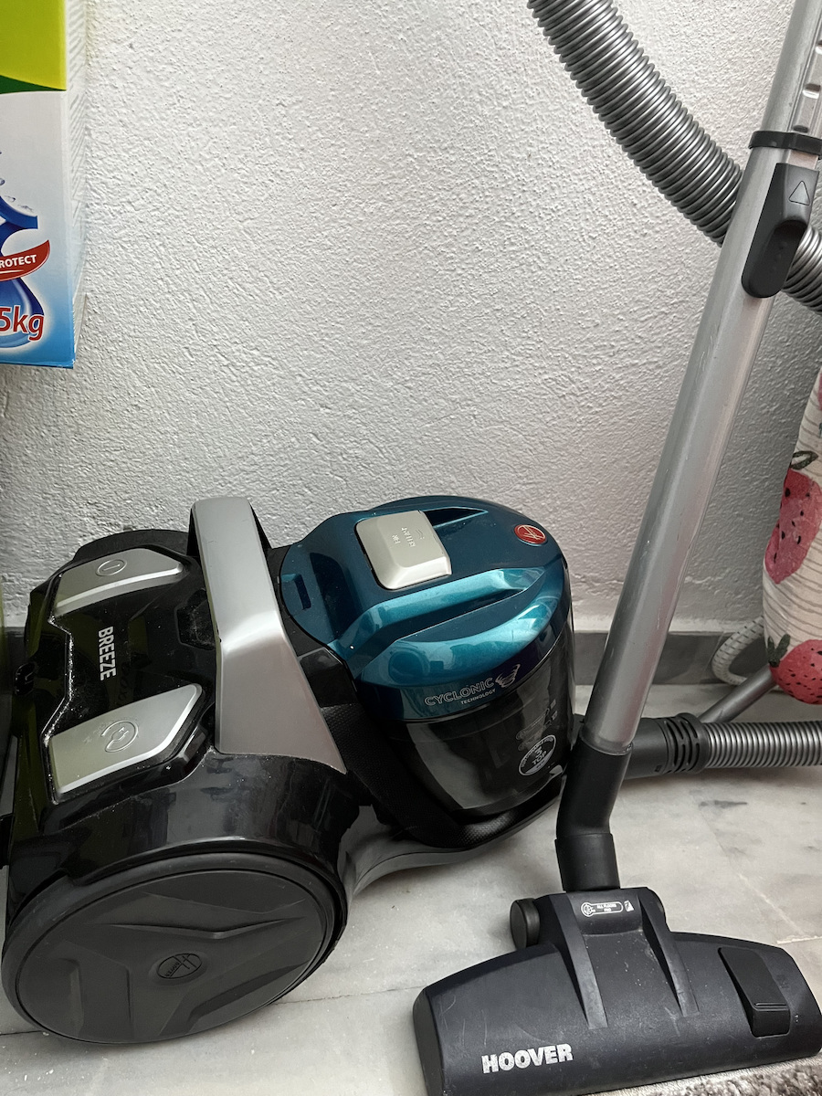 Hoover Breeze BR71_BR30011 Ηλεκτρική Σκούπα 700W με Κάδο 2lt Μαύρη - Image 12
