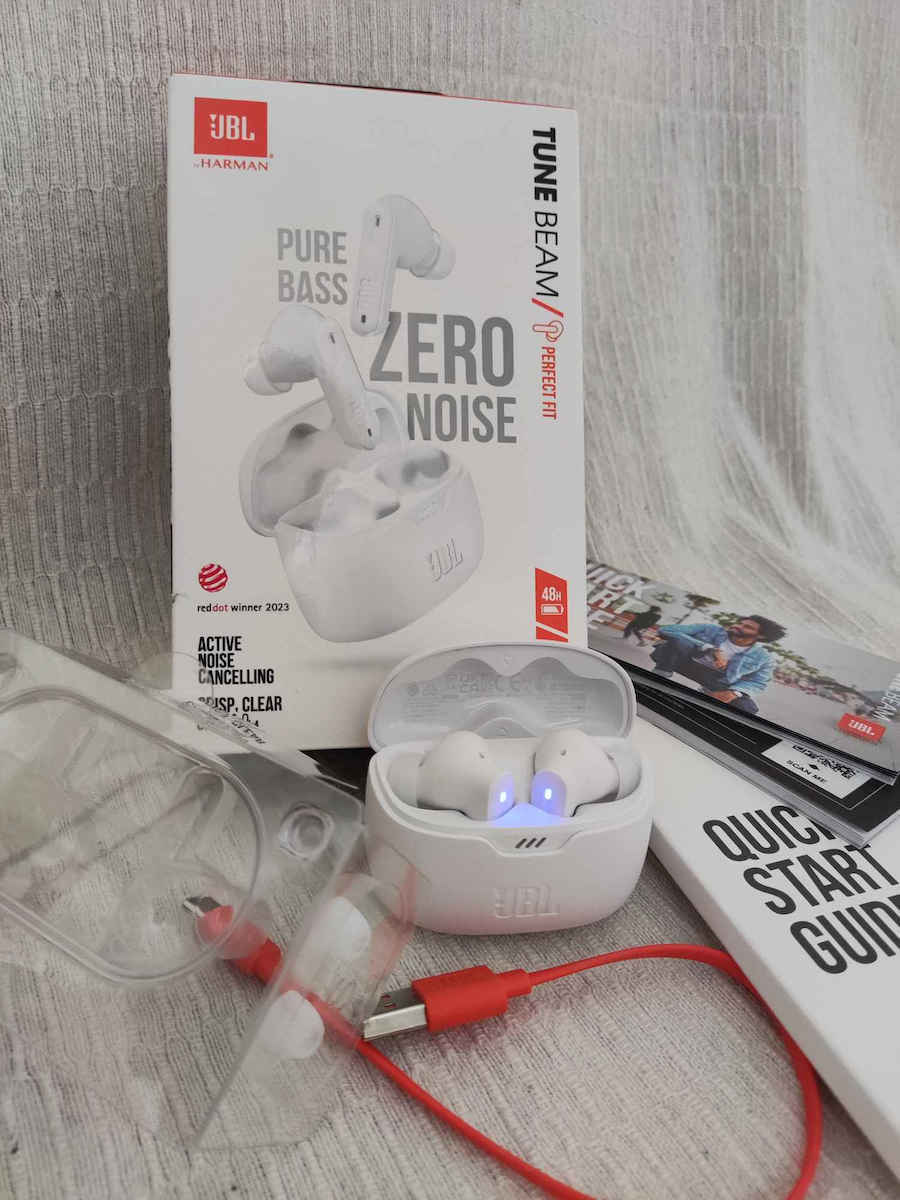 JBL Tune Beam In-ear Bluetooth Handsfree Ακουστικά με Αντοχή στον Ιδρώτα και Θήκη Φόρτισης Λευκά - Image 6