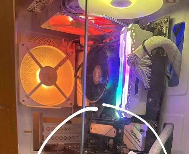 Corsair Vengeance RGB Pro SL DDR4 64GB RAM με 4x16GB Modules και Ταχύτητα 3200 για Desktop CMH64GX4M4E3200C16W - Image 6