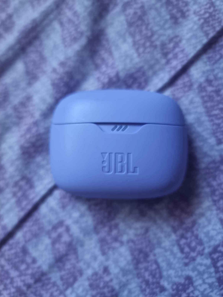 JBL Tune Beam In-ear Bluetooth Handsfree Ακουστικά με Αντοχή στον Ιδρώτα και Θήκη Φόρτισης Λευκά - Image 7