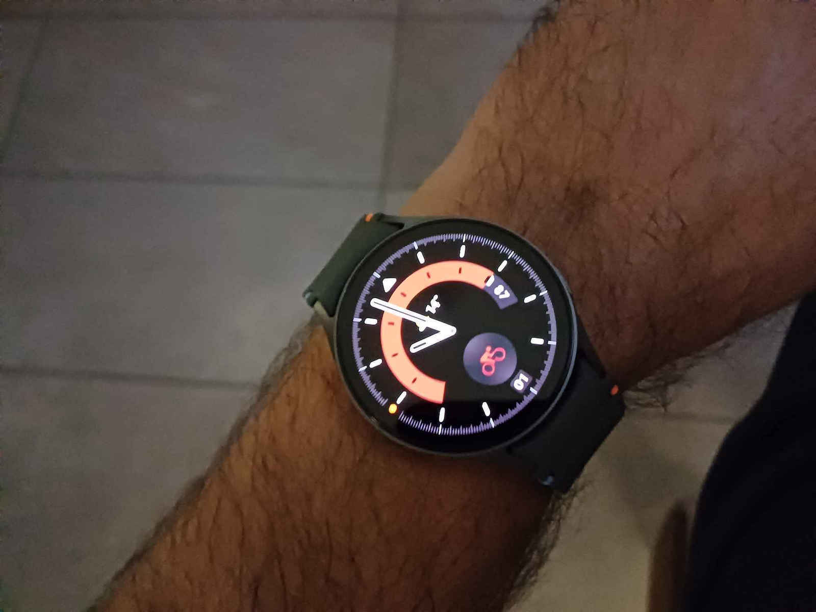 Samsung Galaxy Watch7 LTE Aluminium 40mm Αδιάβροχο με eSIM (Cream) - Image 7