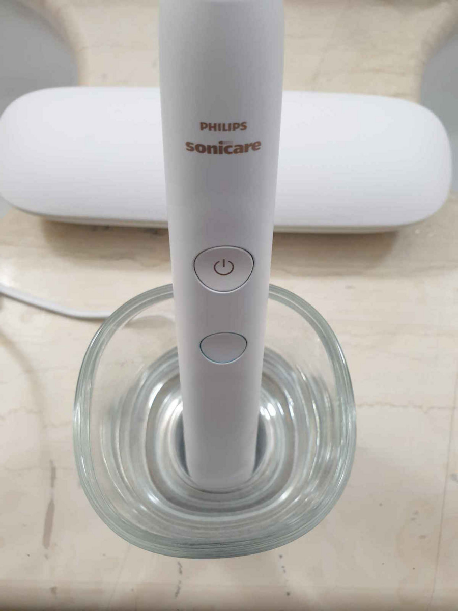 Philips Sonicare DiamondClean 9000 Ηλεκτρική Οδοντόβουρτσα με Αισθητήρα Πίεσης και Θήκη Ταξιδίου Μαύρη - Image 12