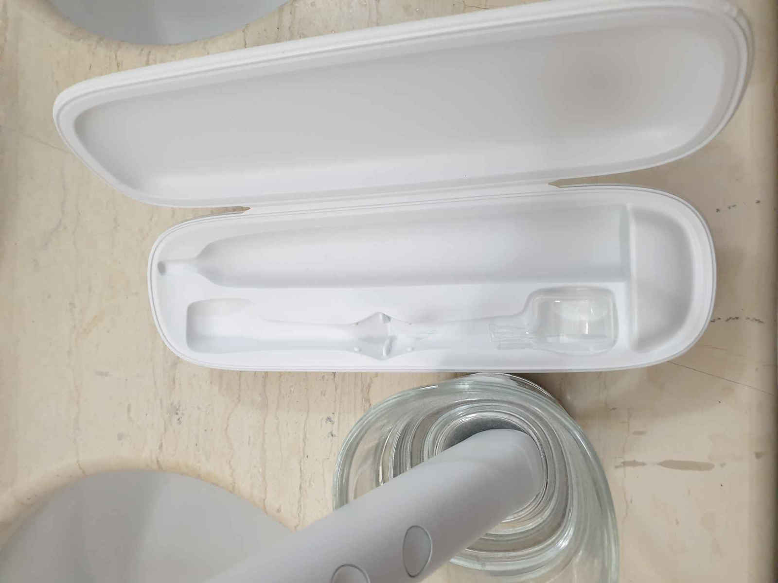 Philips Sonicare DiamondClean 9000 Ηλεκτρική Οδοντόβουρτσα με Αισθητήρα Πίεσης και Θήκη Ταξιδίου Μαύρη - Image 14