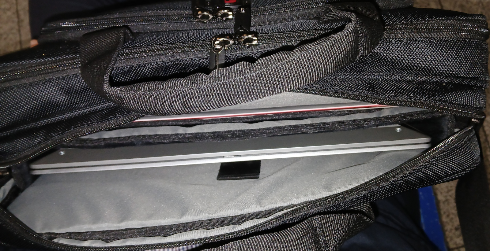Wenger Prospectus Τσάντα Ώμου / Χειρός για Laptop 16" σε Μαύρο χρώμα - Image 11