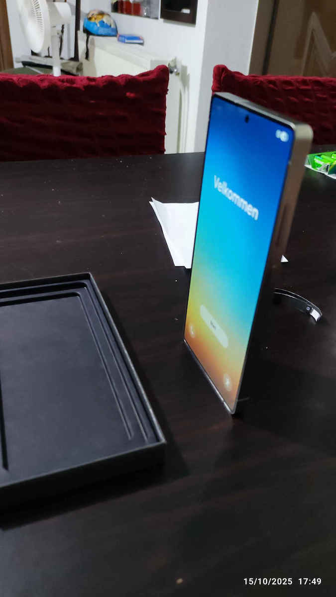 Samsung Galaxy S25 Ultra 5G Dual SIM (12/512GB) Titanium White Silver - Image 17