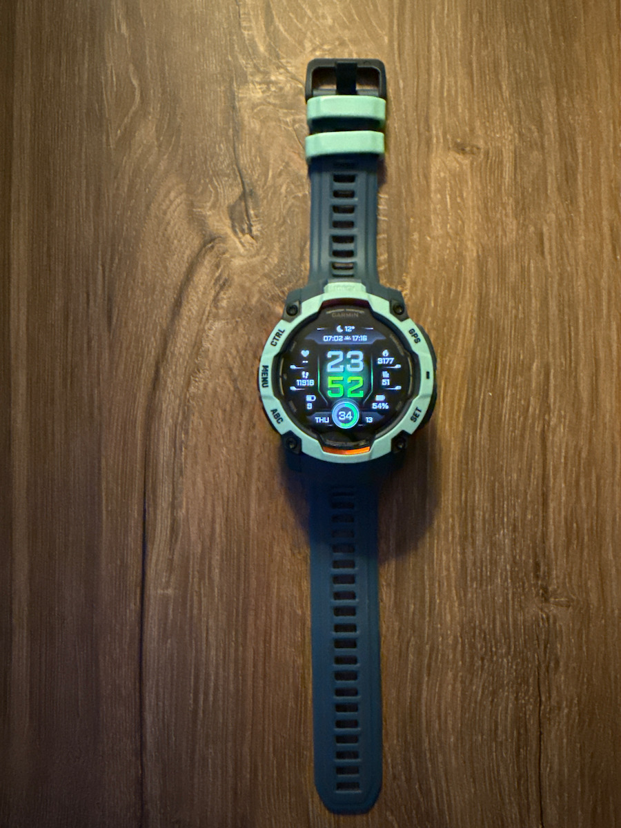 Garmin Instinct 3 AMOLED Aluminium 45mm Αδιάβροχο Smartwatch με Παλμογράφο (Neo Tropic with Neo Tropic Band) - Image 8