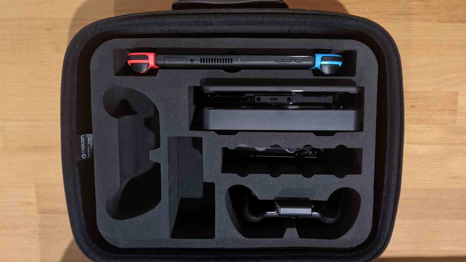 Nacon Θήκη Μεταφοράς για Κονσόλα Switch Μαύρη DGA.NS2.00005 - Image 5