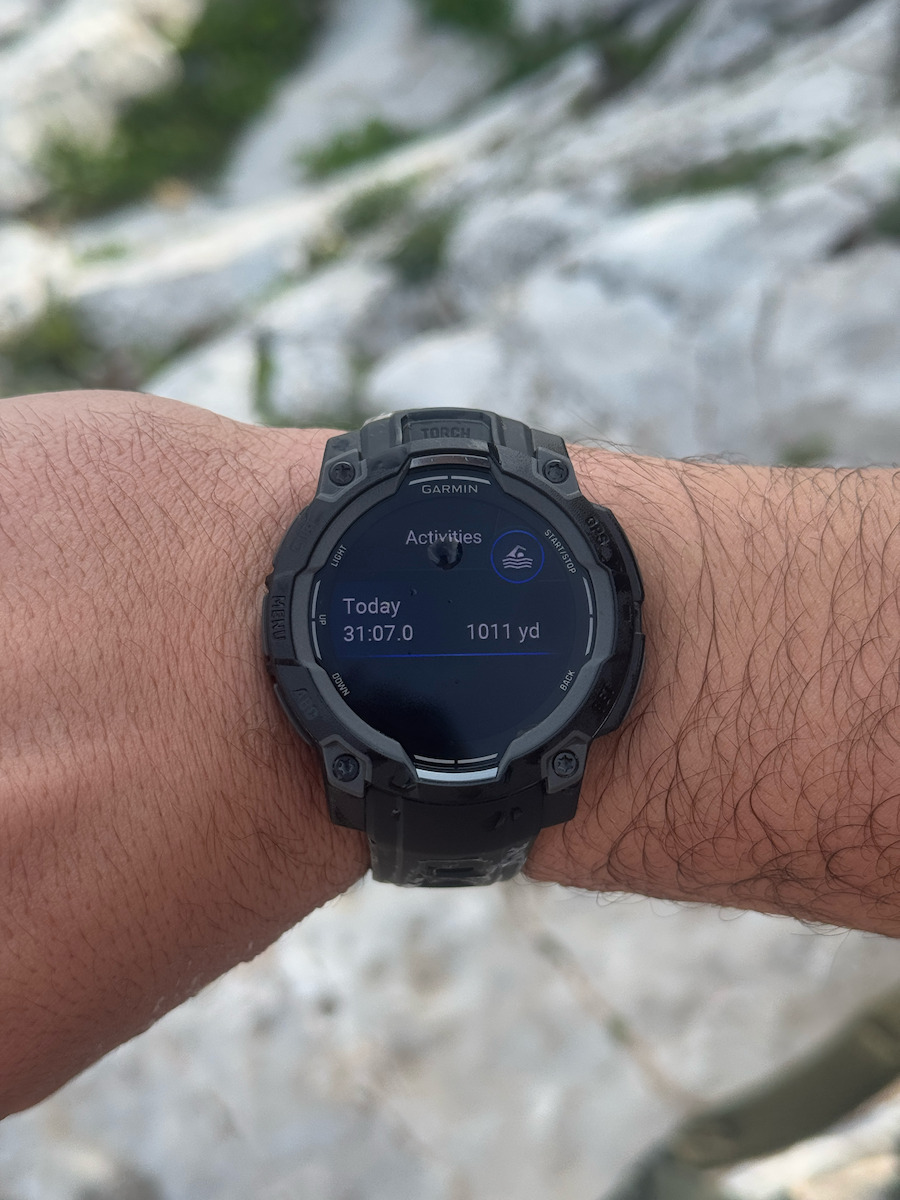 Garmin Instinct 3 AMOLED Aluminium 45mm Αδιάβροχο Smartwatch με Παλμογράφο (Neo Tropic with Neo Tropic Band) - Image 10