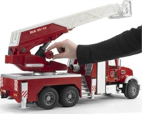 Bruder Mack Granite Fire Engine with Water Pump Φορτηγό 1:16 Πυροσβεστικό για 3+ Ετών - Image 4