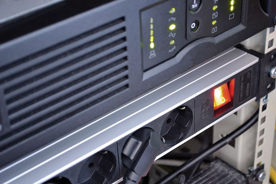Brennenstuhl Alu Line Πολύπριζο Rack 8-WAY 1τμχ - Image 4
