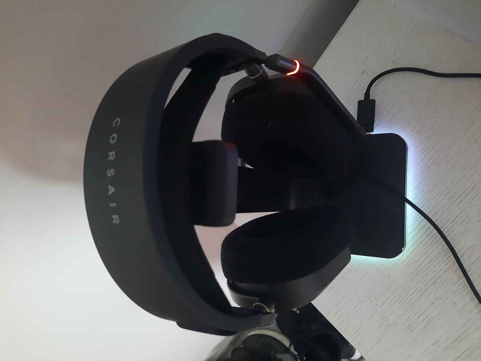 Corsair HS80 RGB Wireless Over Ear Gaming Headset με σύνδεση USB Λευκό - Image 14