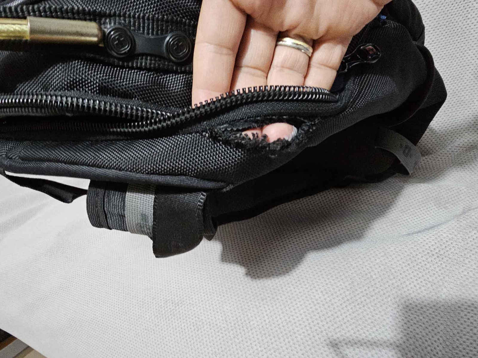 Wenger Carbon Τσάντα Πλάτης για Laptop 17" σε Μαύρο χρώμα - Image 14