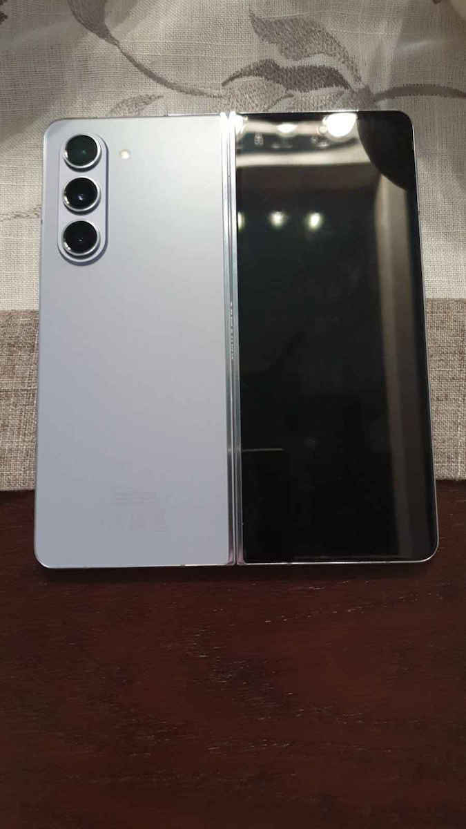 Samsung Galaxy Z Fold5 5G Dual SIM (12/512GB) Icy Blue - Image 13