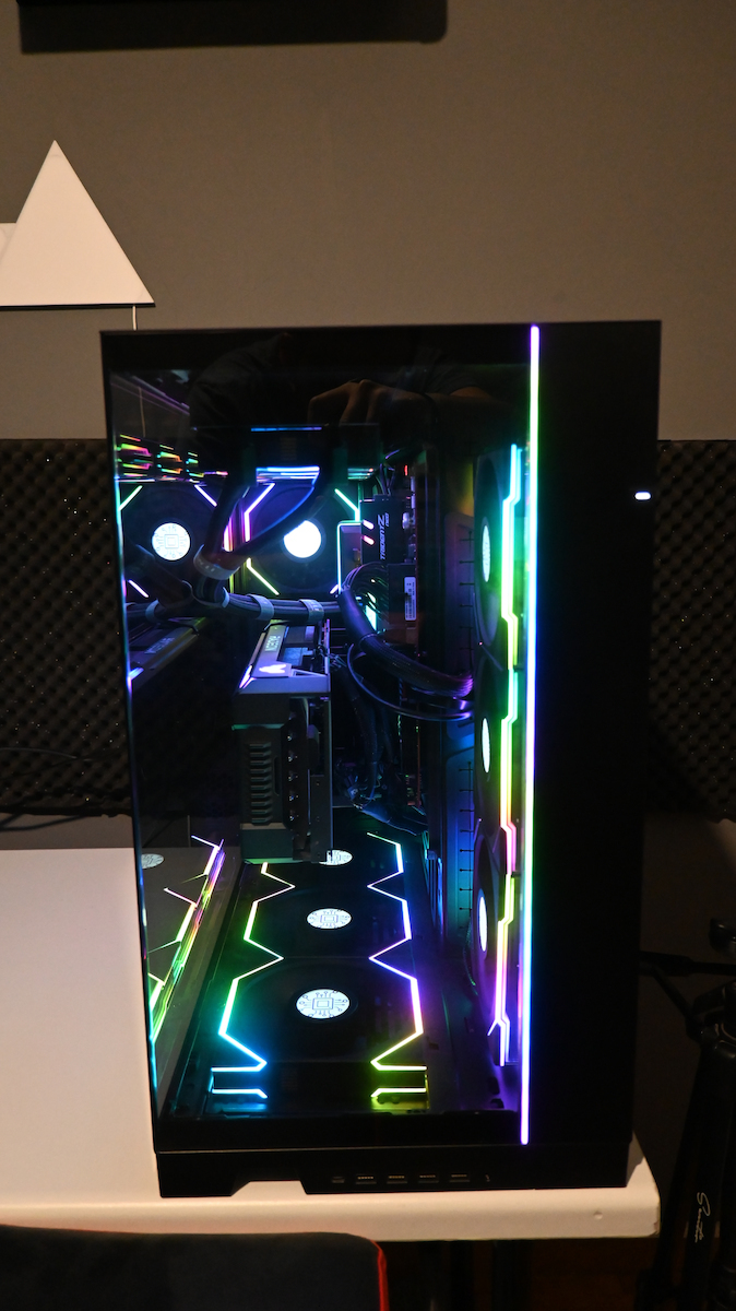 Lian Li O11 Dynamic EVO XL Gaming Full Tower Κουτί Υπολογιστή με Πλαϊνό Παράθυρο και RGB Φωτισμό Μαύρο - Image 9