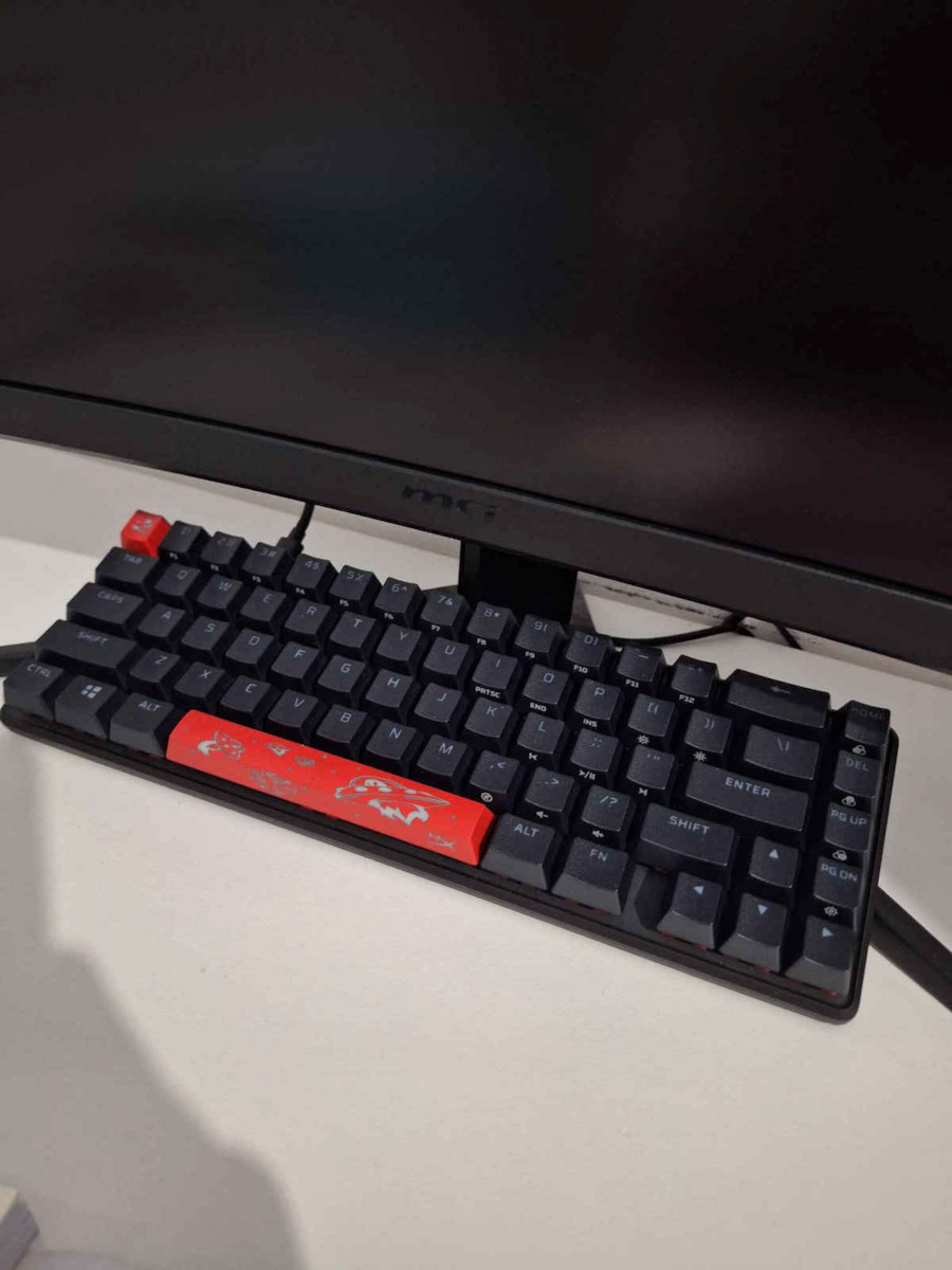 HyperX Alloy Origins 65 Gaming Μηχανικό Πληκτρολόγιο 65% με HyperX Aqua διακόπτες και RGB φωτισμό (Αγγλικό US) - Image 8