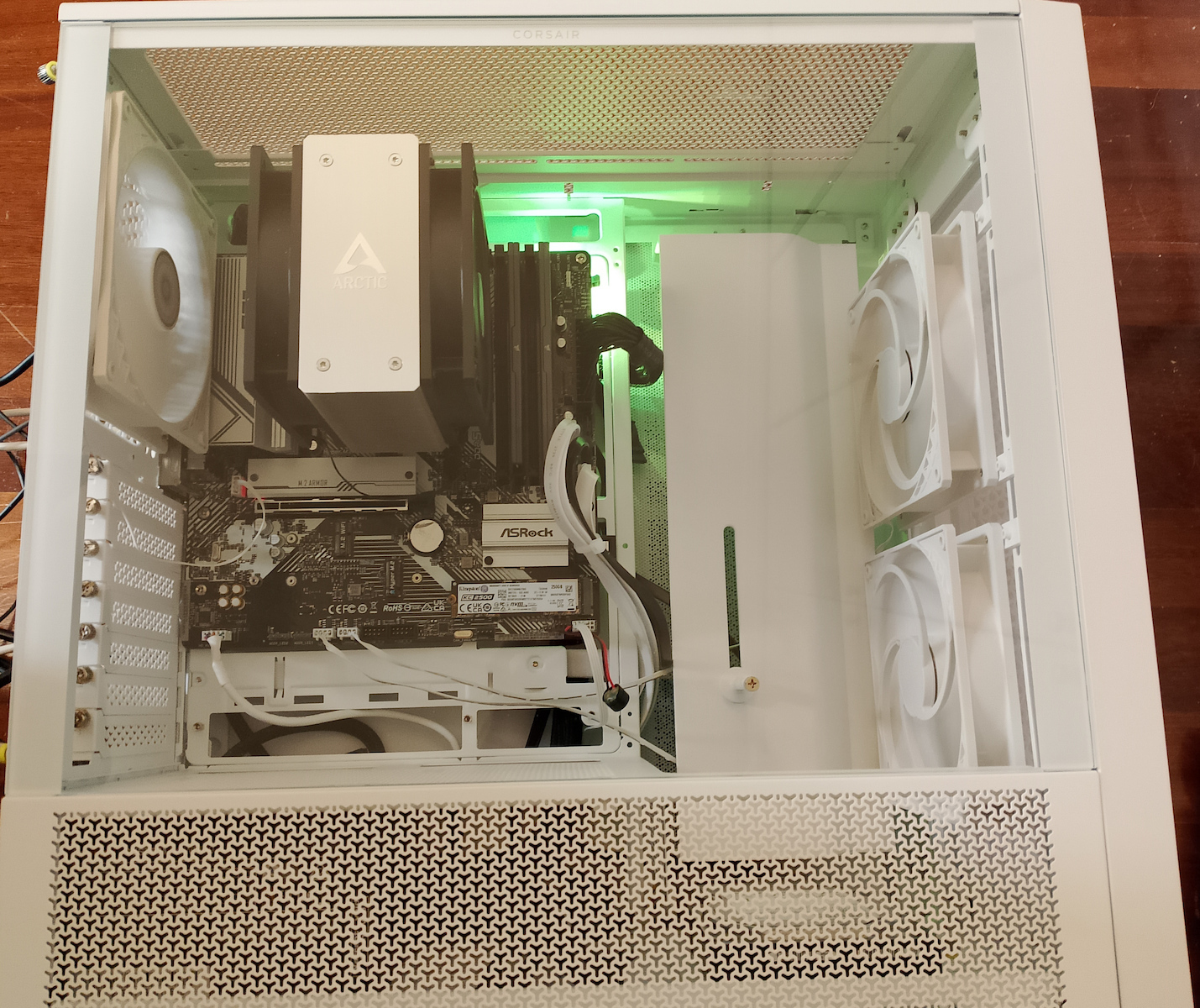 Corsair Frame 4000D Midi Tower Κουτί Υπολογιστή με Πλαϊνό Παράθυρο Λευκό - Image 14