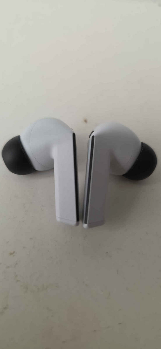 Samsung Galaxy Buds3 FE Bluetooth Handsfree Ακουστικά με Αντοχή στον Ιδρώτα και Θήκη Φόρτισης Μαύρα - Image 10