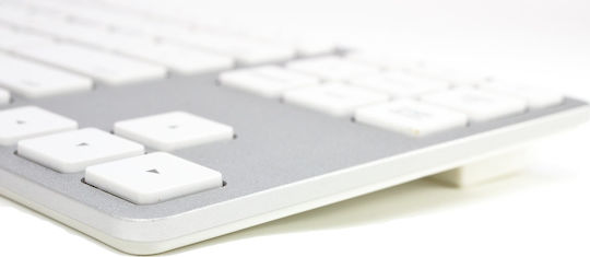Matias Aluminum Tenkeyless Ασύρματο Bluetooth Πληκτρολόγιο Αγγλικό UK Συμβατό με Mac Ασημί - Image 5