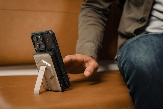 UAG Rugged MagSafe Power Bank 10000mAh 20W με Θύρα USB-A και Θύρα USB-C Titanium/Black - Image 4